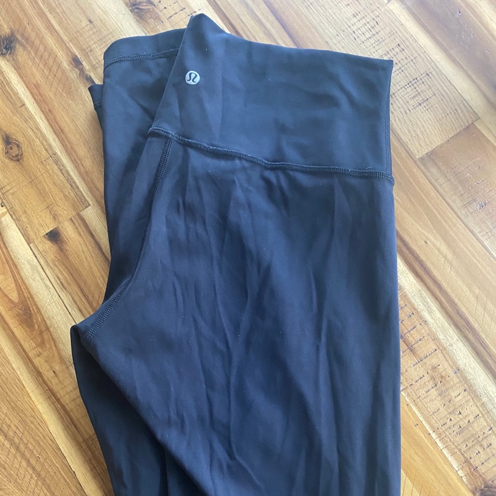 Lululemon Black Wunder Under